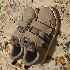 Adidas VS Pace 2.0 kids Sneakers Velcro Sz 1.5